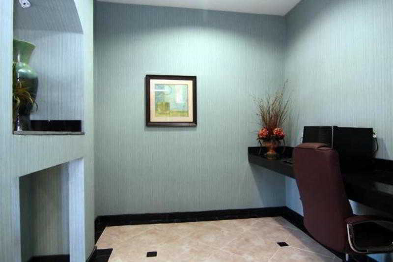 Executive Inn & Suites Marlin Zewnętrze zdjęcie